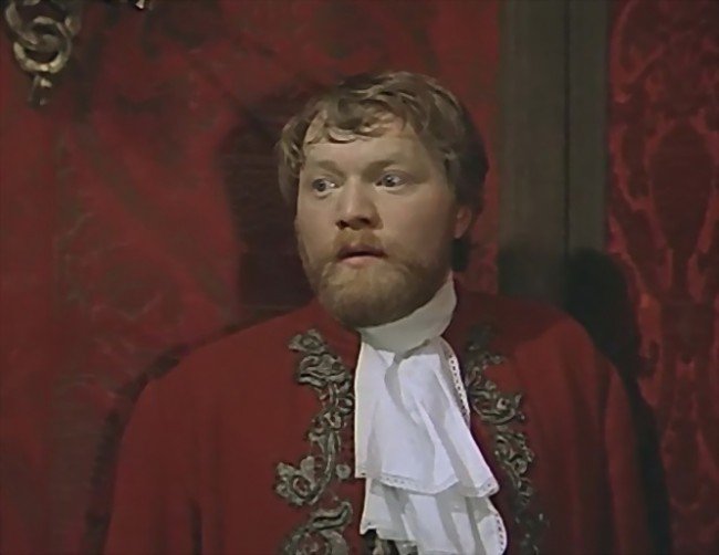 Слуга двух господ, роль Бригеллы сыграл Александр Березняк