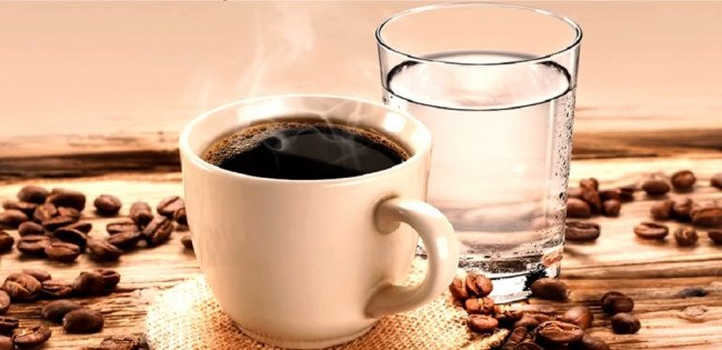 Правда ли, что кофе нужно запивать водой?