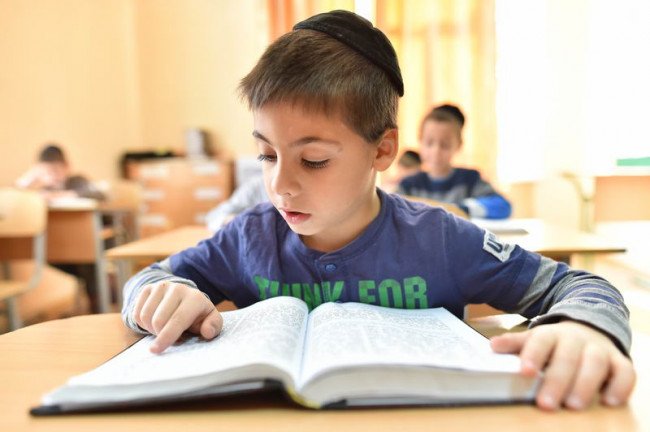 Почему в еврейских семьях, дети вырастают умнее чем все остальные?
