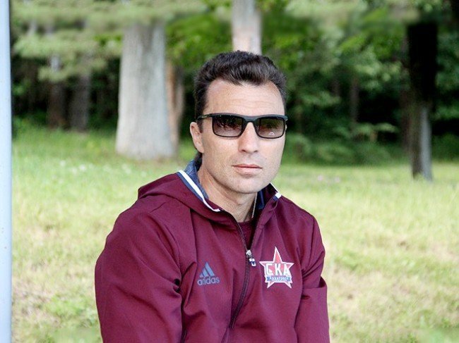 Где и когда родился Григорян?