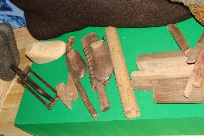 Инструменты для катания валенок