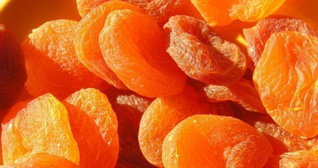 польза сушеных плодов абрикоса