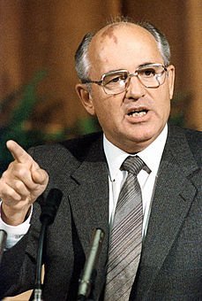 Первый президент.