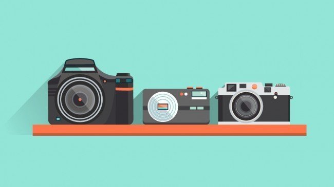 Цифровые фотоаппараты трех видов.