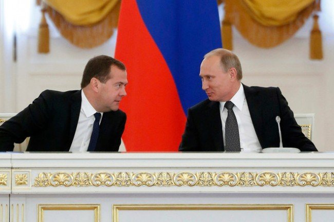 путин с медведевым в кремле