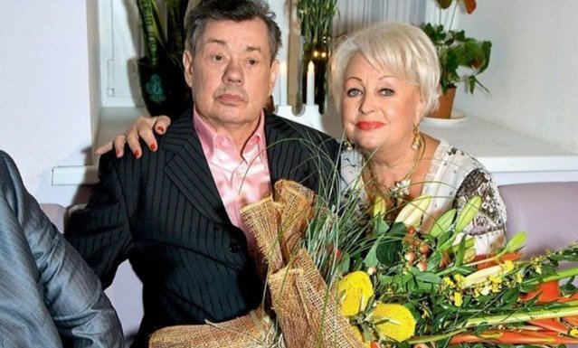Караченцов с женой