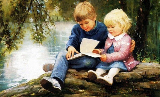 дети читают книгу