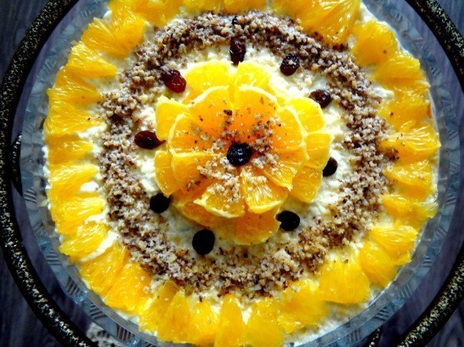уже готовый салат из курицы