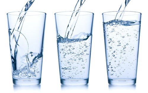 Как приучить себя пить 2 литра воды в день?