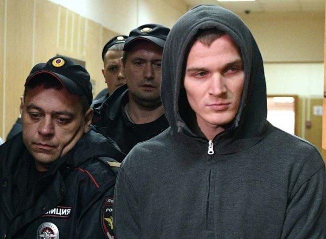 В данный момент убийца задержан. Против него дали показания его же друзья, бывшие свидетелями преступления.