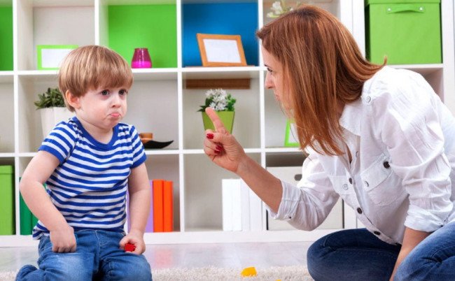 Как научить ребёнка не произносить грубых слов?
