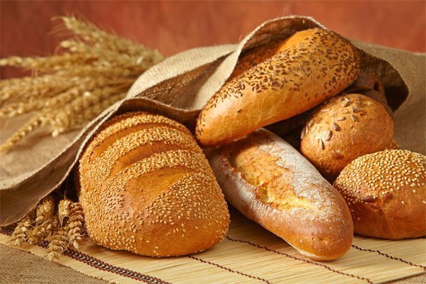стоит хлеб в Белоруссии