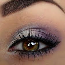 карие глаза и фиолетовые тени